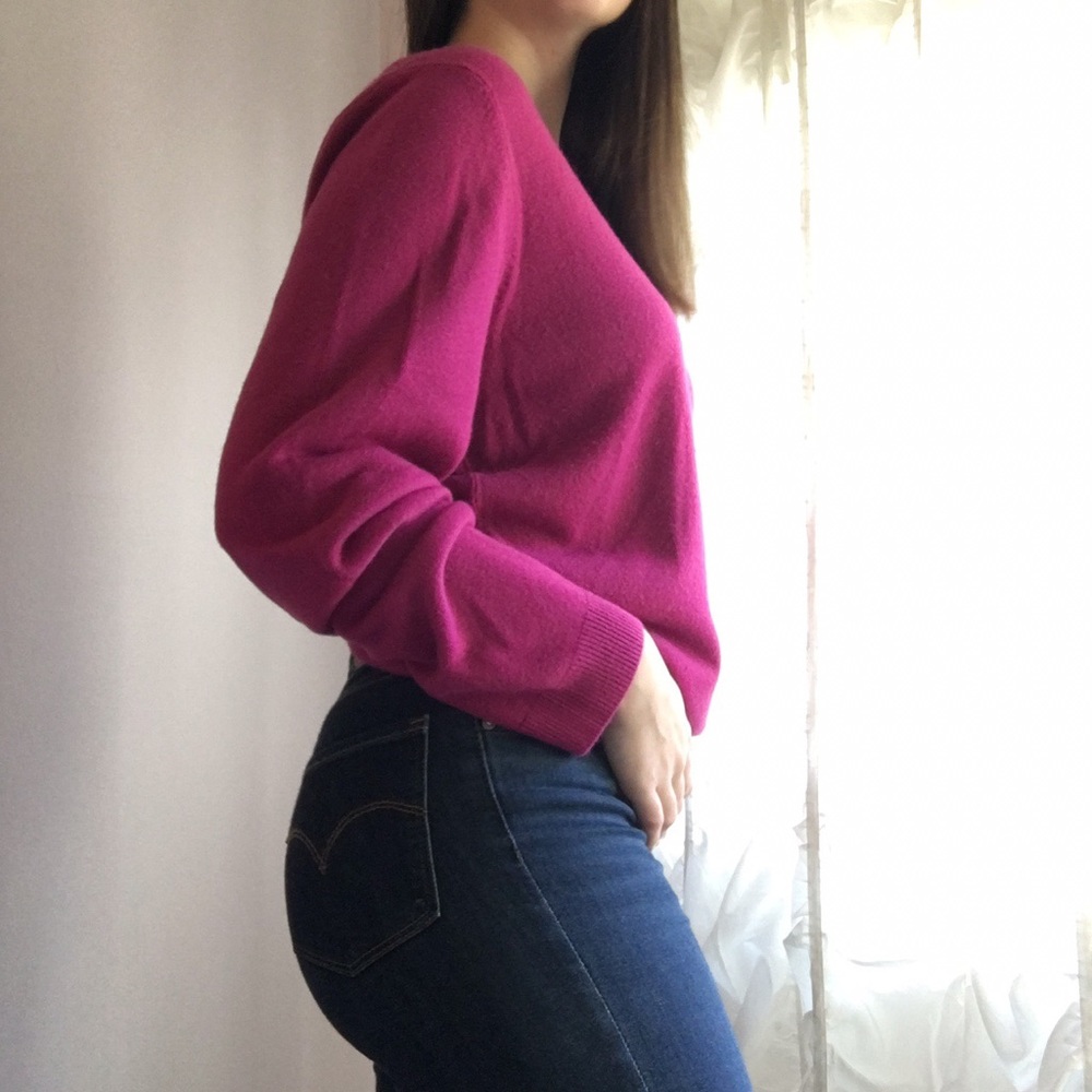 Fucsia sweater